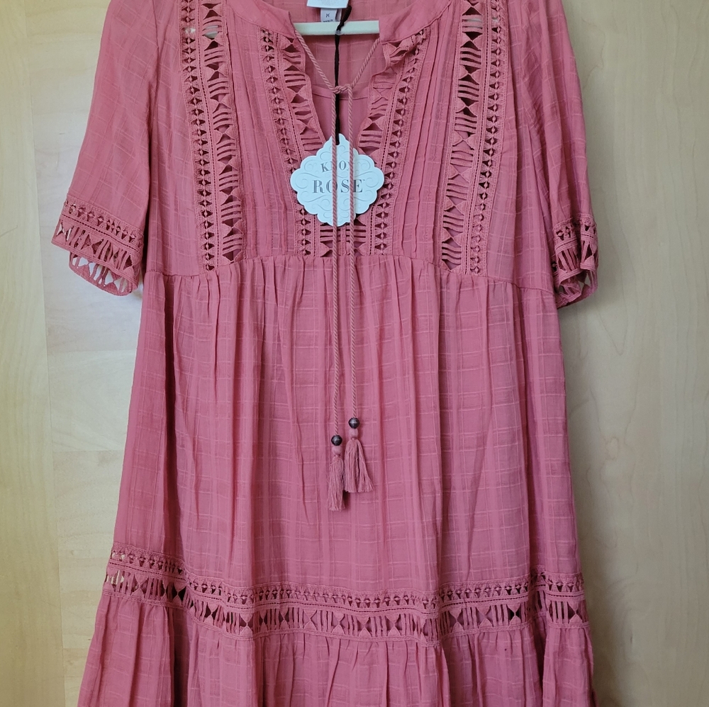 NWT. Knox Rose Baby Doll Dress Size-M